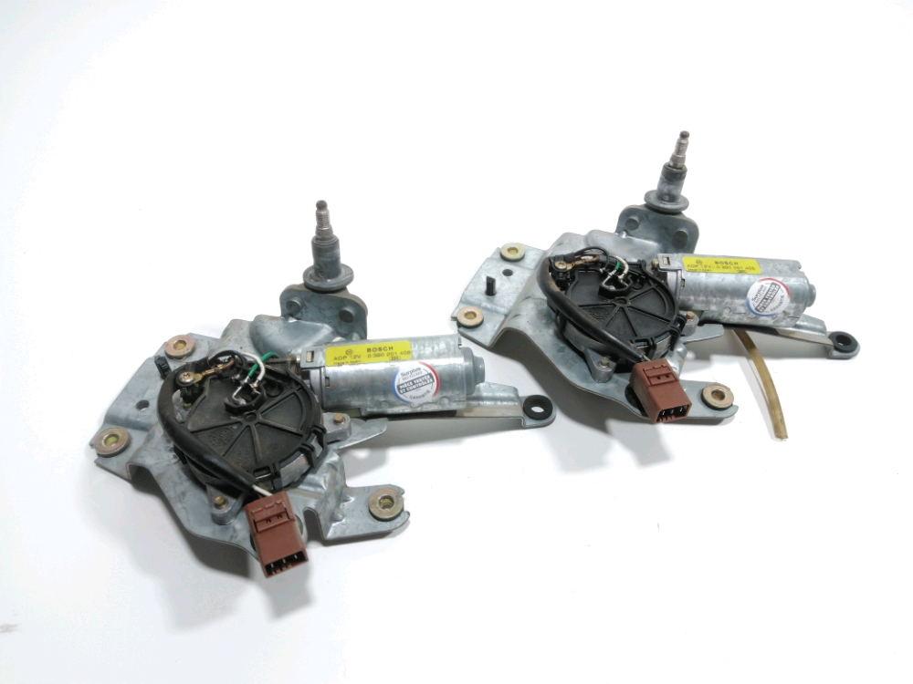 Moteur d'essuie glace arrière