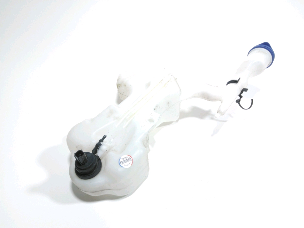 Réservoir de lave glace avant