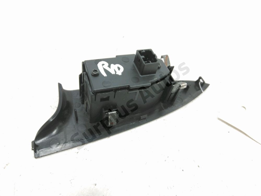 Commande lève-vitre arrière droit