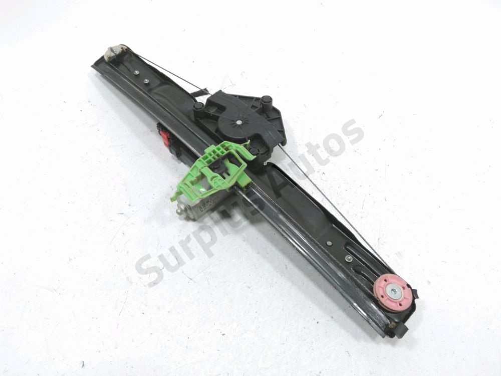 Lève-vitre électrique avant gauche