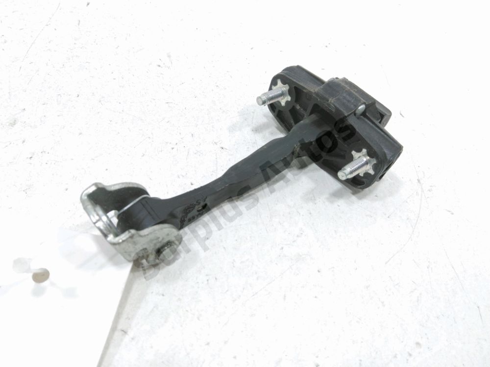 Tirant de porte avant droit