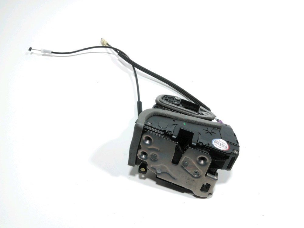 Serrure de porte avant gauche