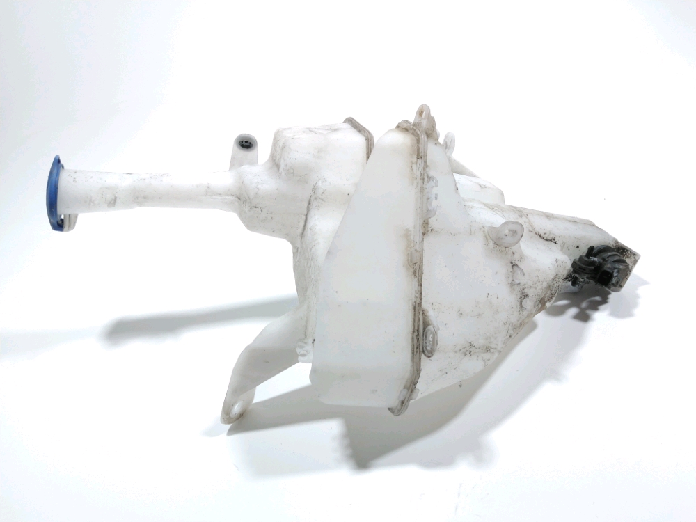 Réservoir de lave glace avant
