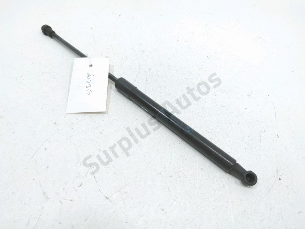 Verin droit de capot