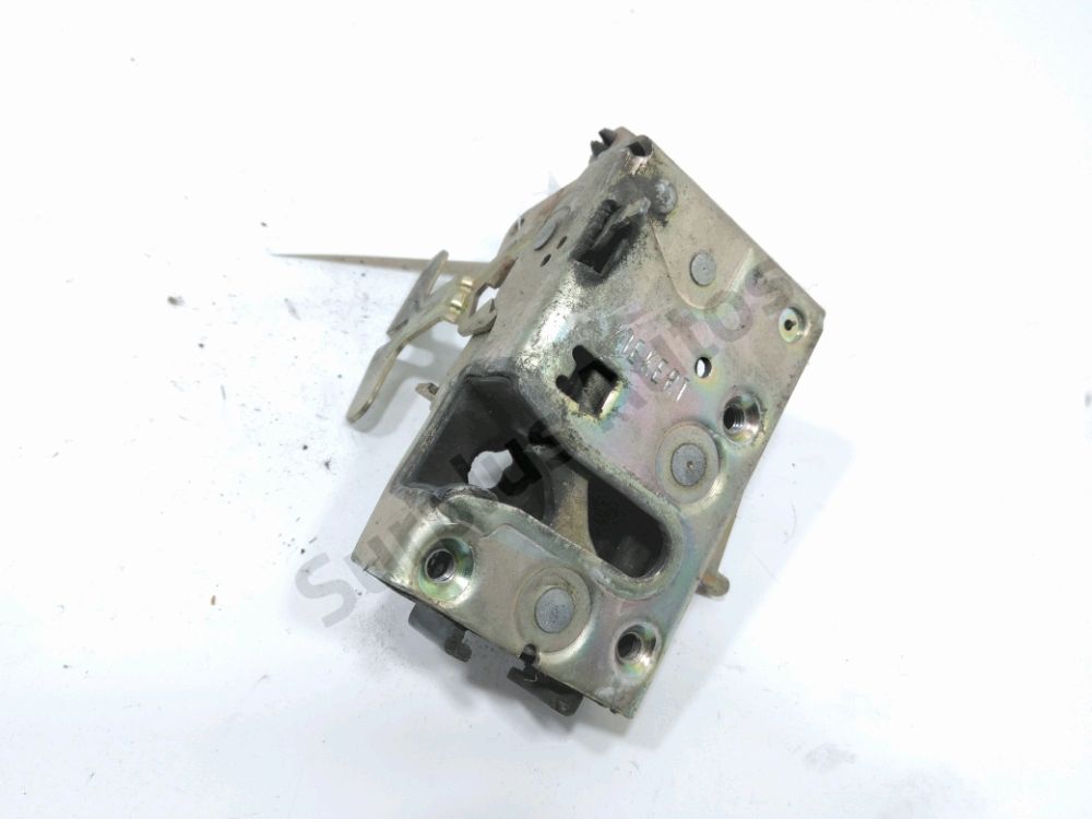 Serrure de porte arriere droite