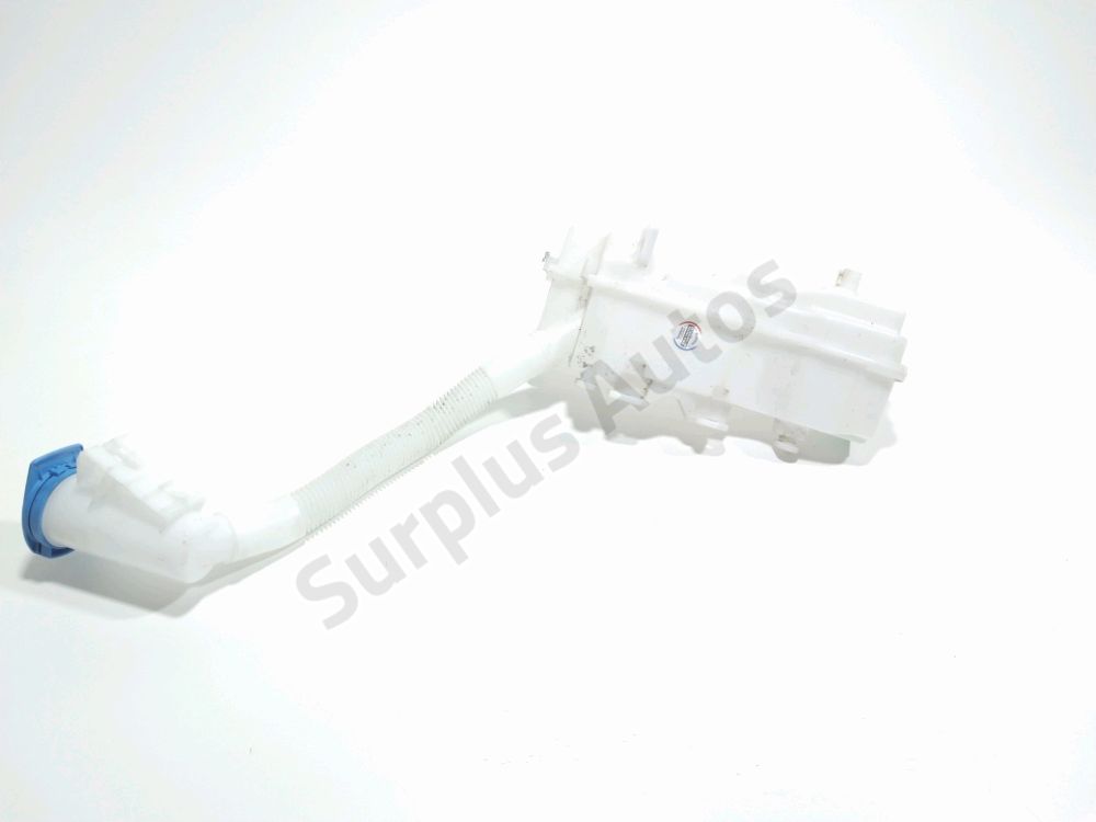 Réservoir de lave glace avant