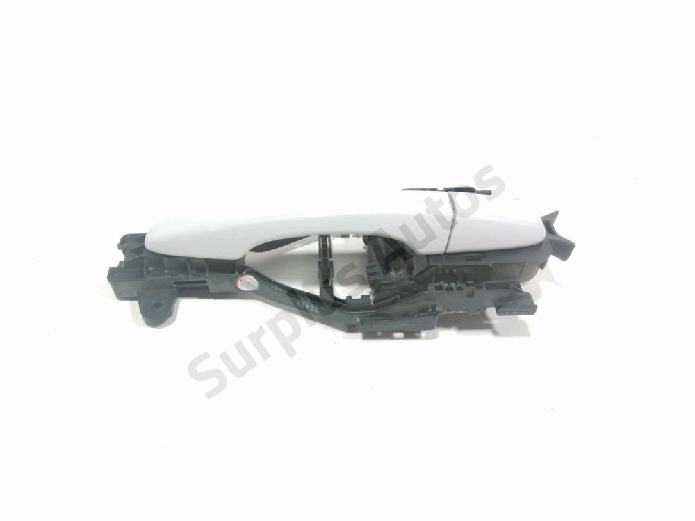 Poignee exterieure avant droite