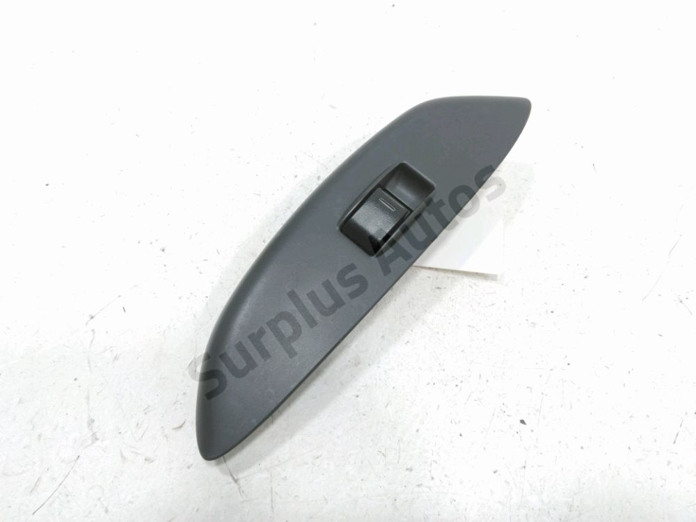 Commande lève-vitre avant droit