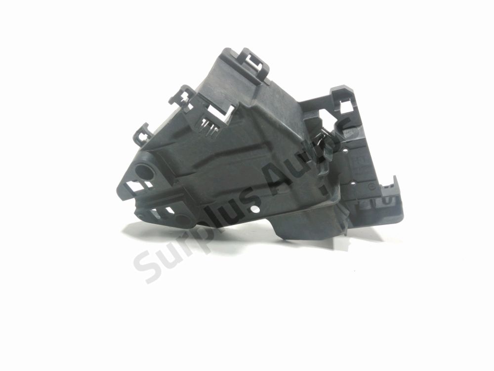 Support gauche de pare-choc arrière