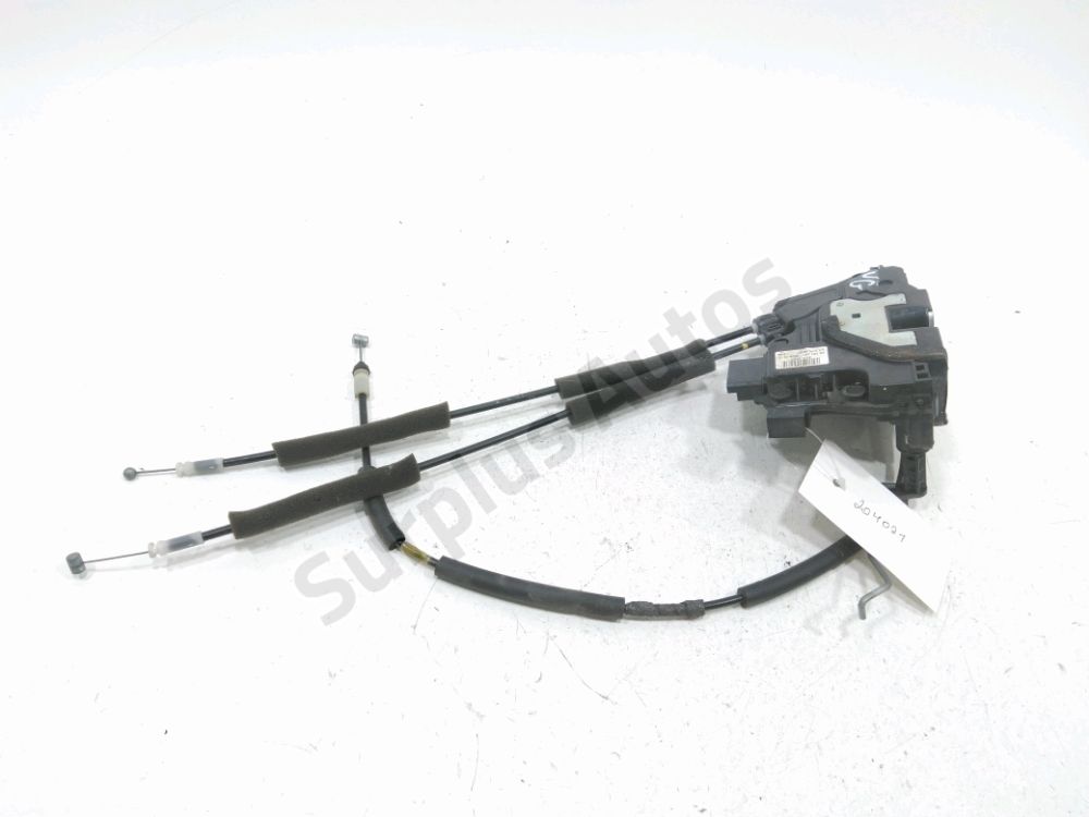 Serrure de porte avant gauche