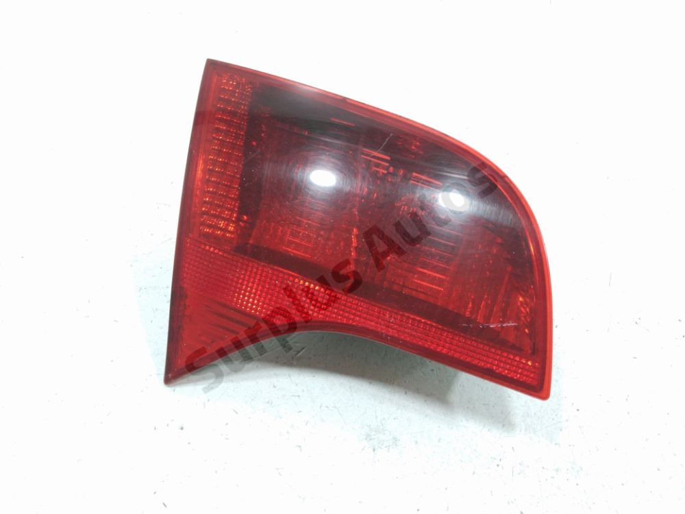 Feu arriere interieur gauche