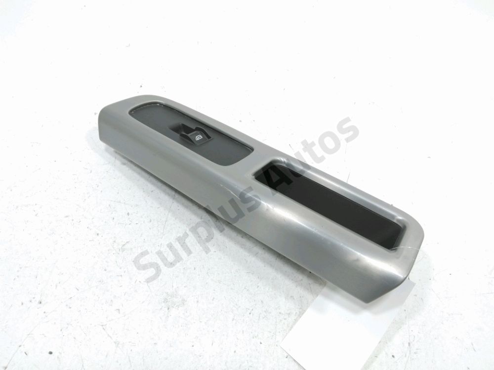 Commande lève-vitre avant droit