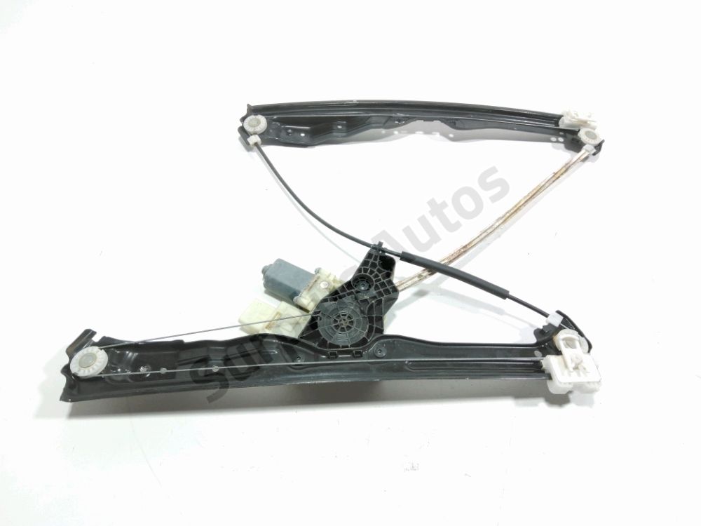 Lève-vitre électrique avant droit