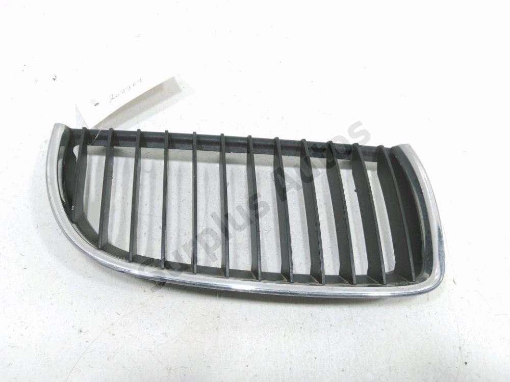 Grille de calandre droite
