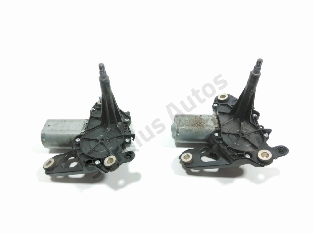 Moteur d'essuie glace arrière