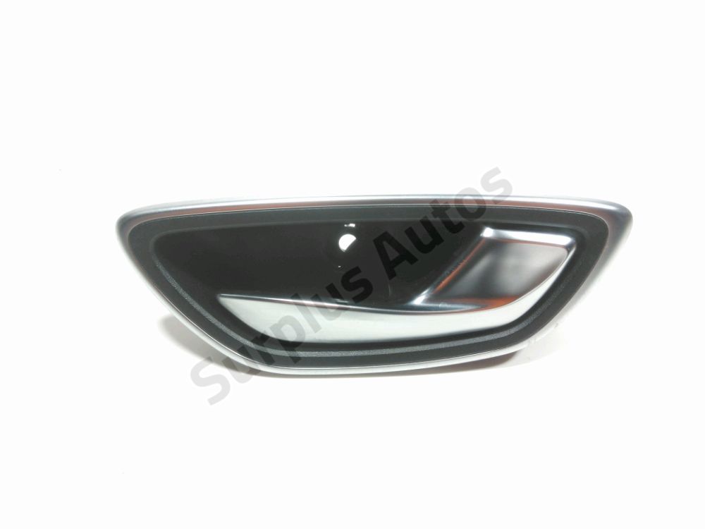 Poignee interieure porte avant droite