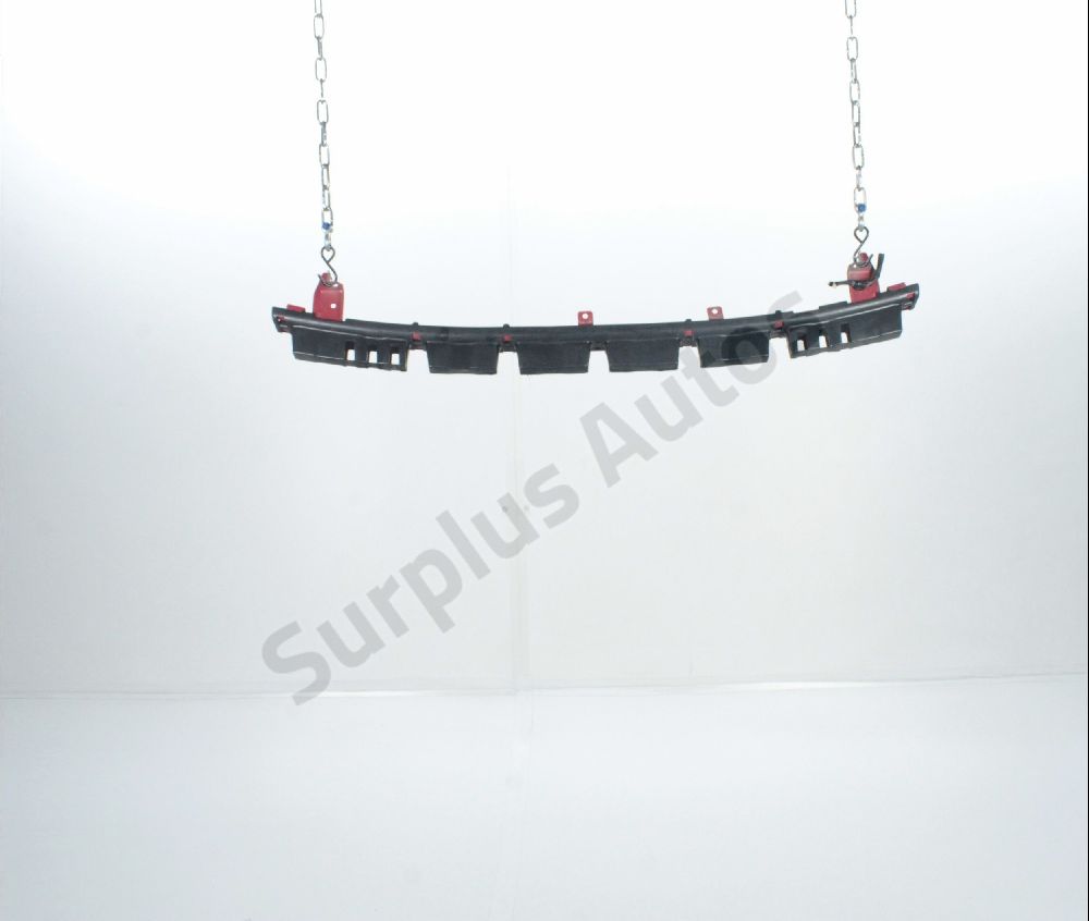Traverse inférieure armature avant
