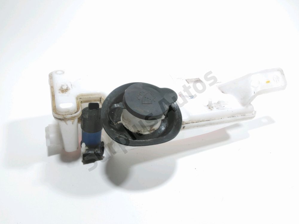 Réservoir de lave glace avant