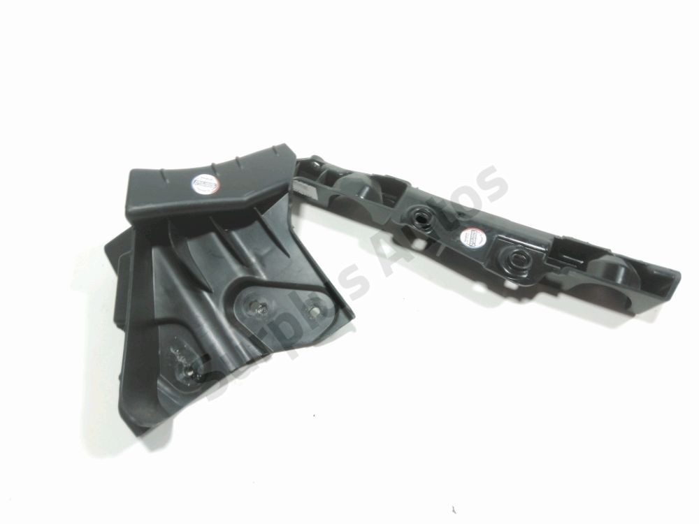 Support droit de pare-choc arriere