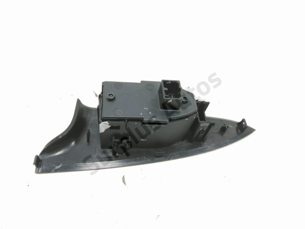 Commande lève-vitre arrière droit