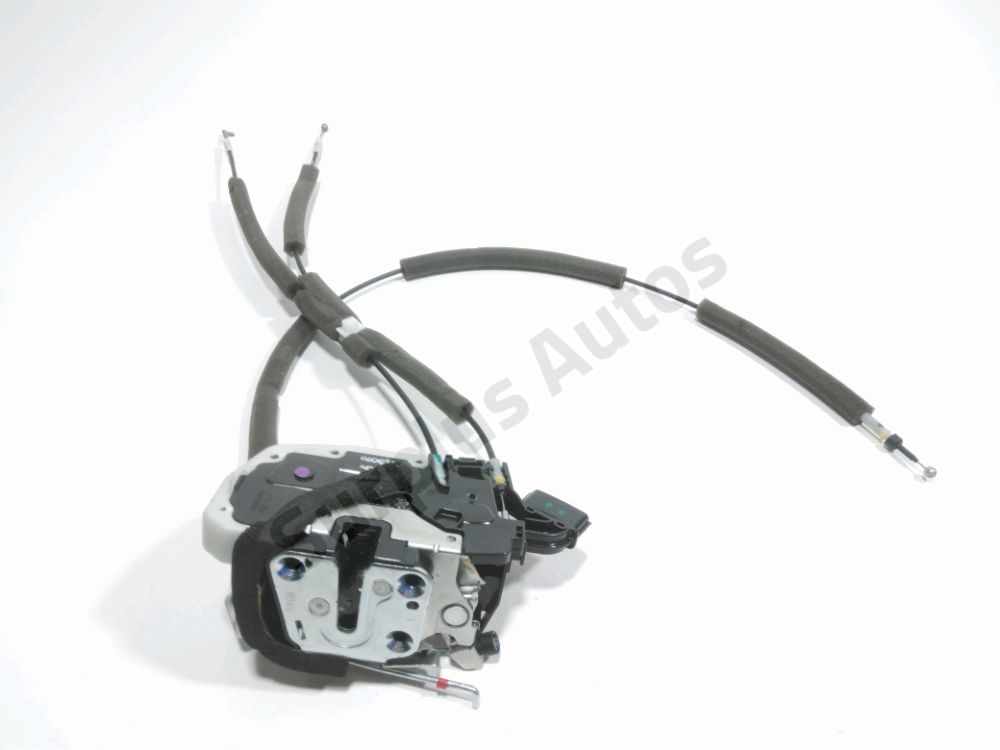 Serrure de porte avant gauche