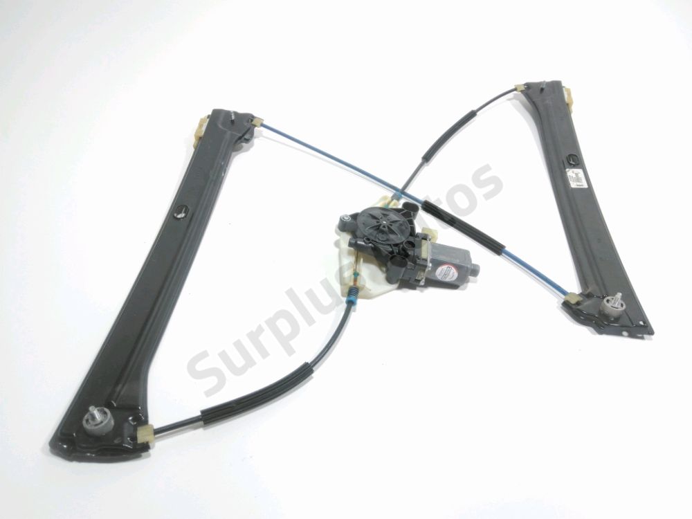 Lève-vitre électrique avant droit