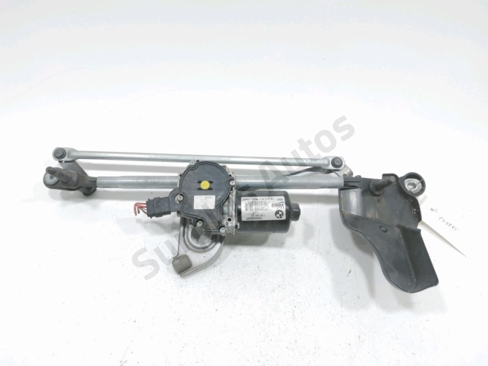 Mecanisme + moteur d'essuie glace avant