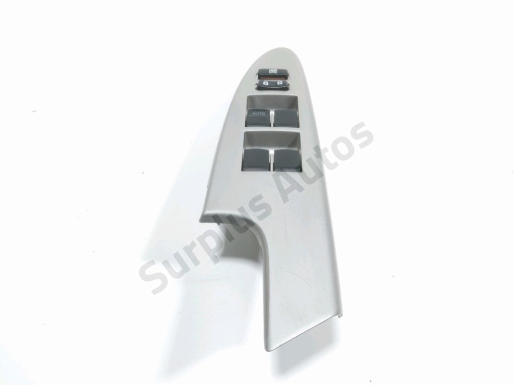 Commande lève-vitre avant gauche