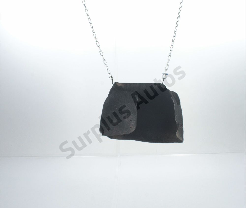 Pare-boue arriere gauche