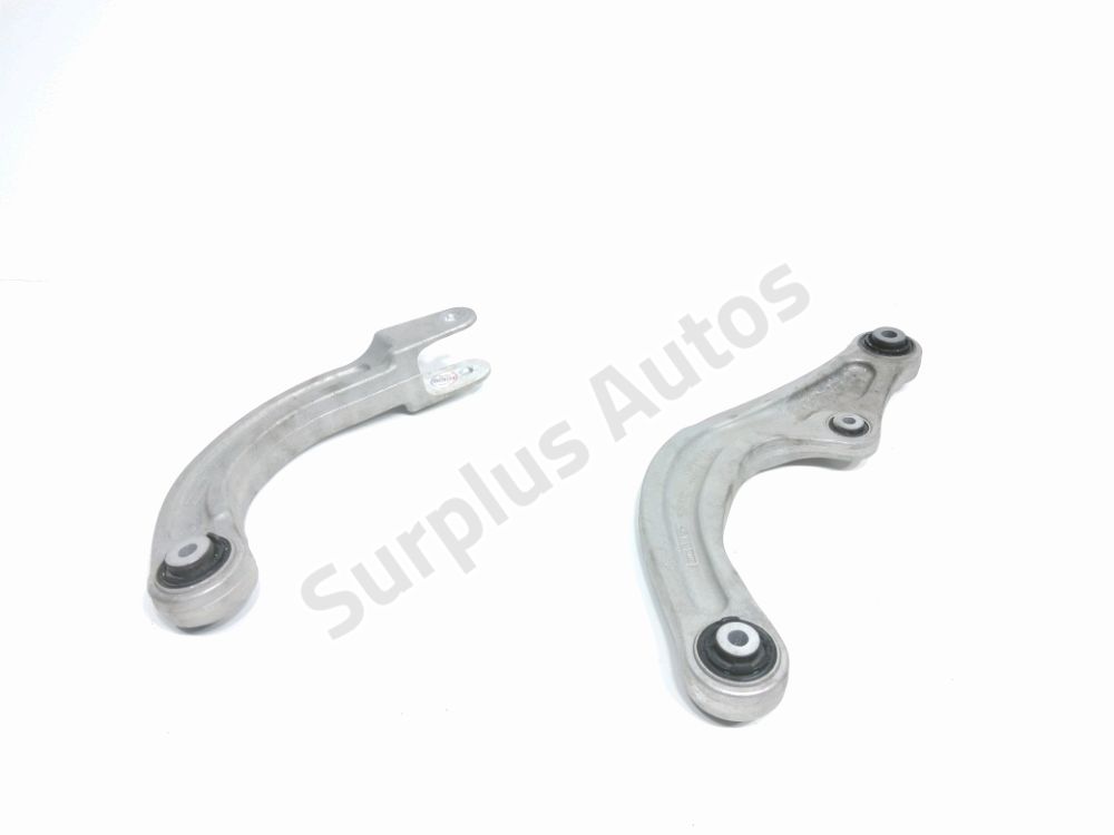 Triangle supérieur arrière droit