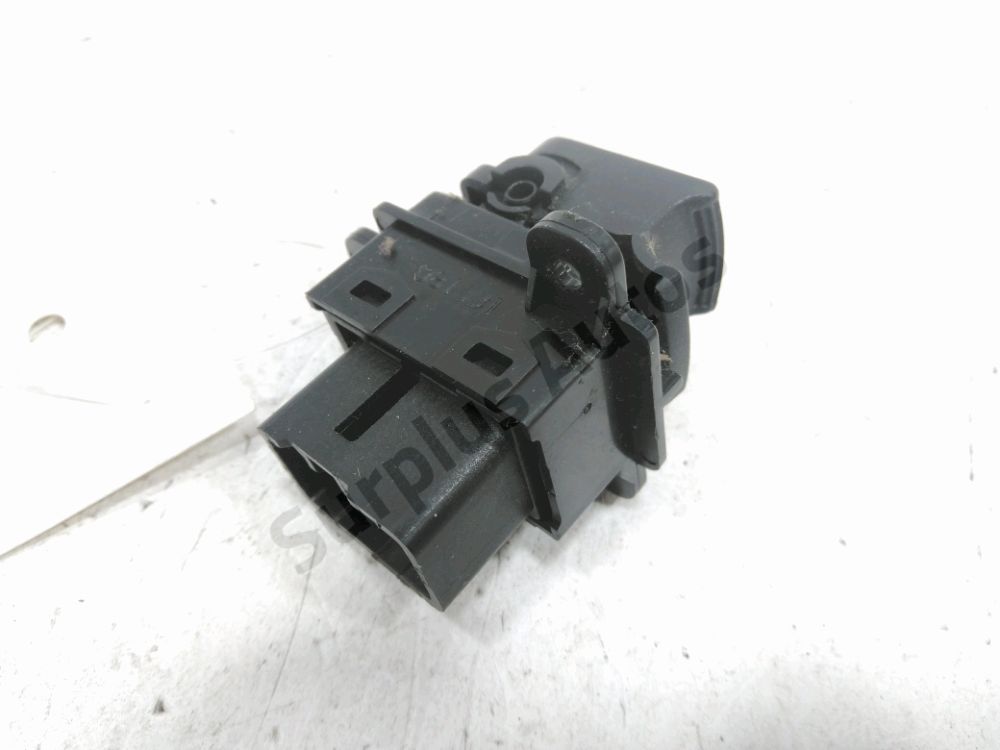 Commande lève-vitre arrière gauche