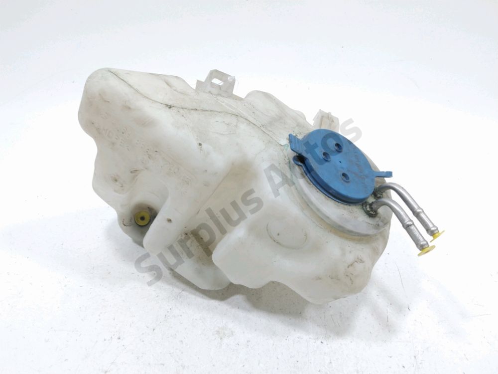 Réservoir de lave glace avant