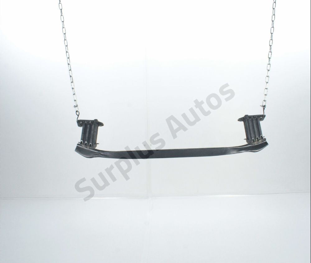 Traverse inférieure armature avant