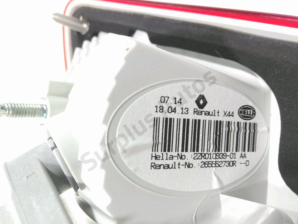 Feu arrière intérieur gauche