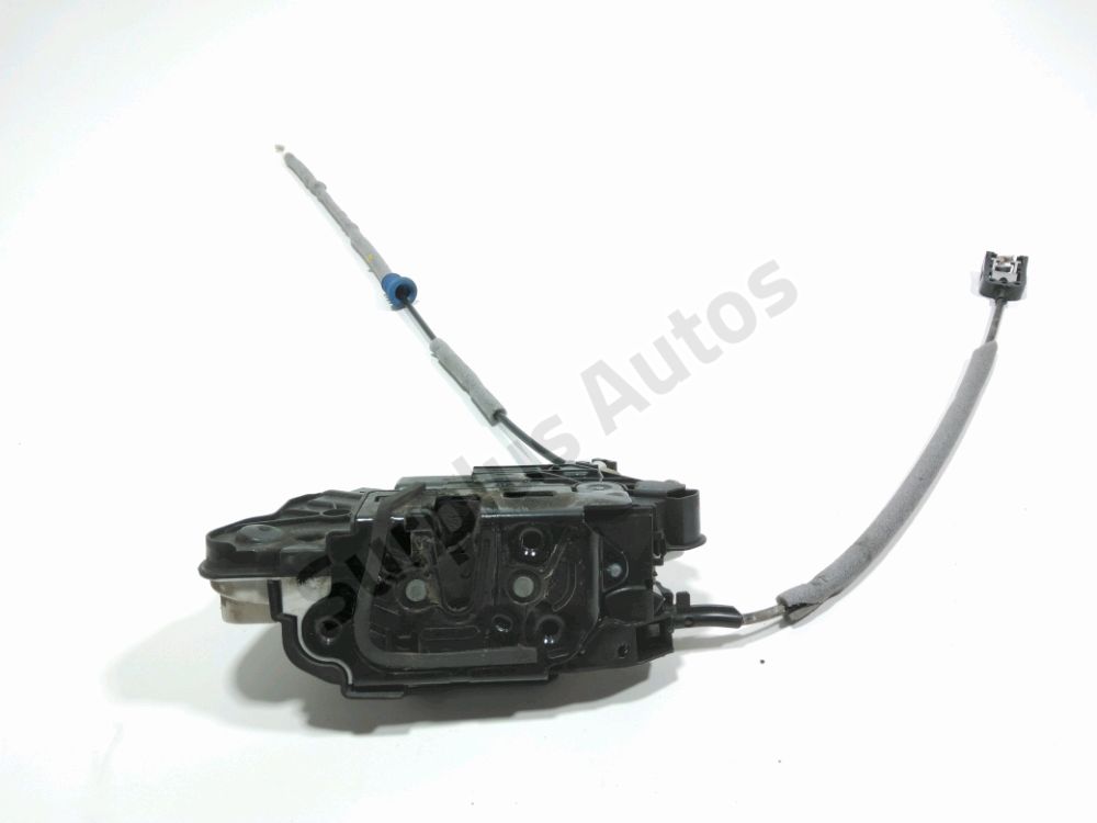 Serrure de porte avant gauche