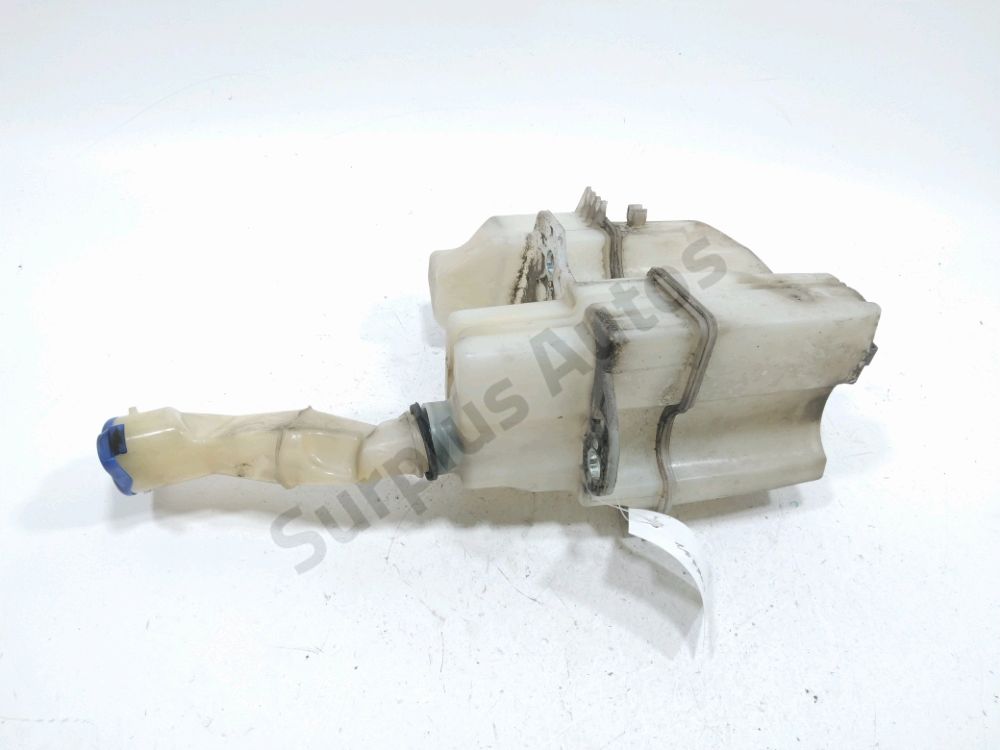 Réservoir de lave glace avant