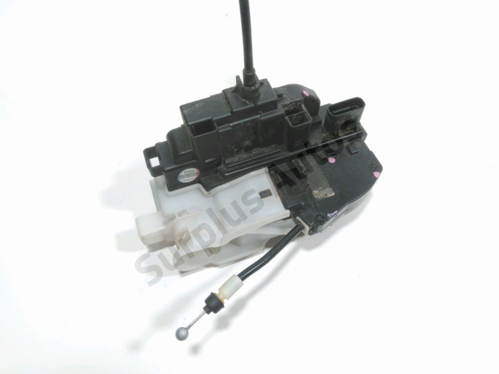 Serrure de porte avant droite