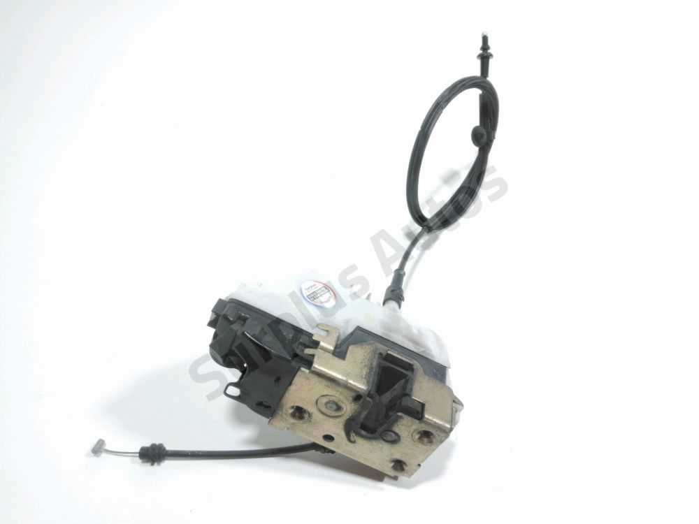 Serrure de porte avant gauche