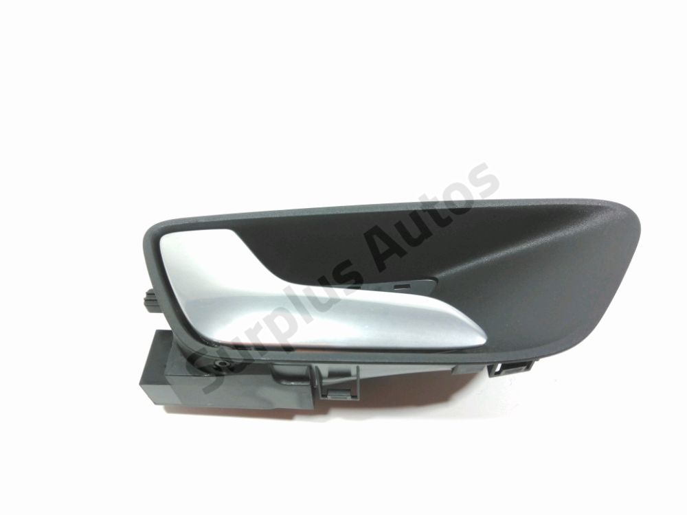 Poignée intérieure porte arrière gauche