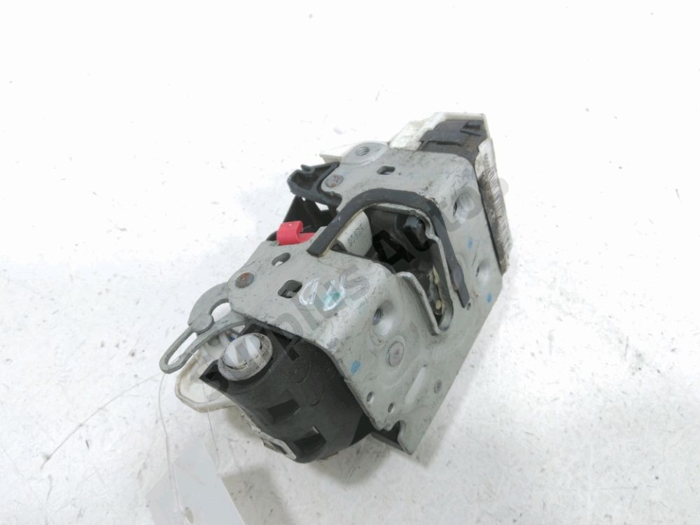 Serrure de porte arrière droite