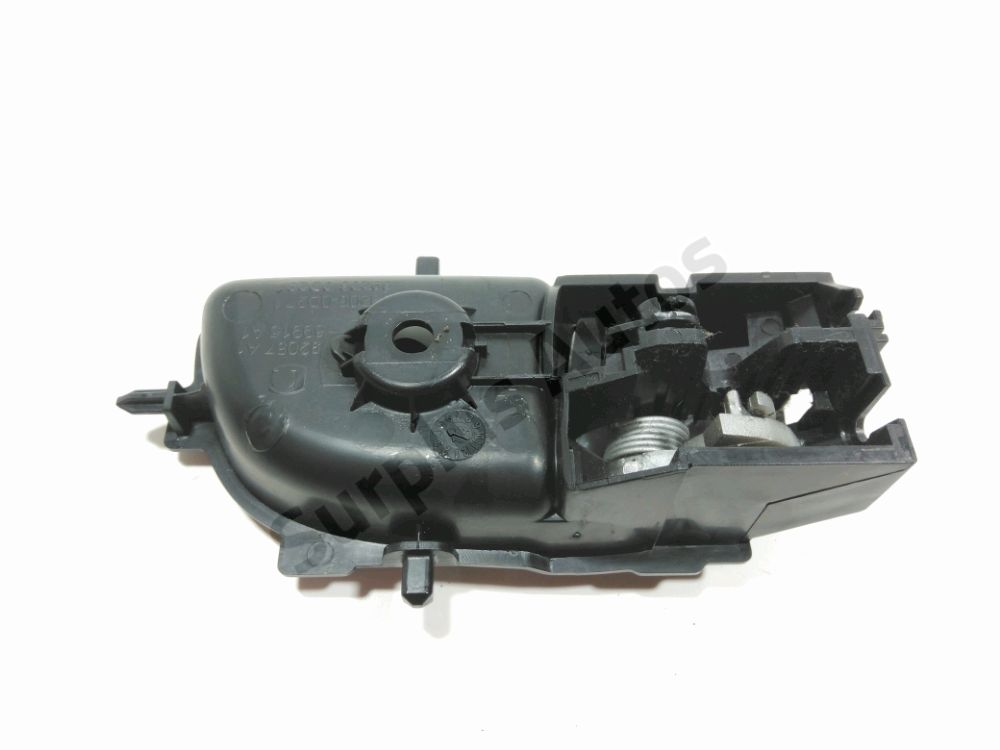 Poignée intérieure porte avant gauche