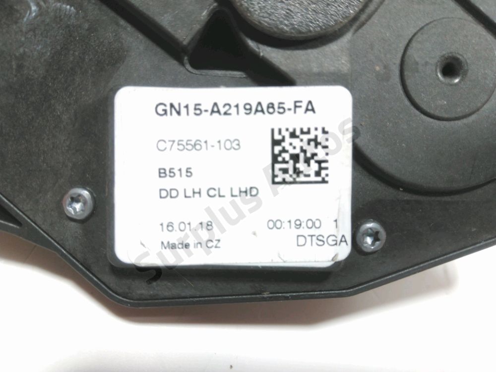 Serrure de porte avant gauche