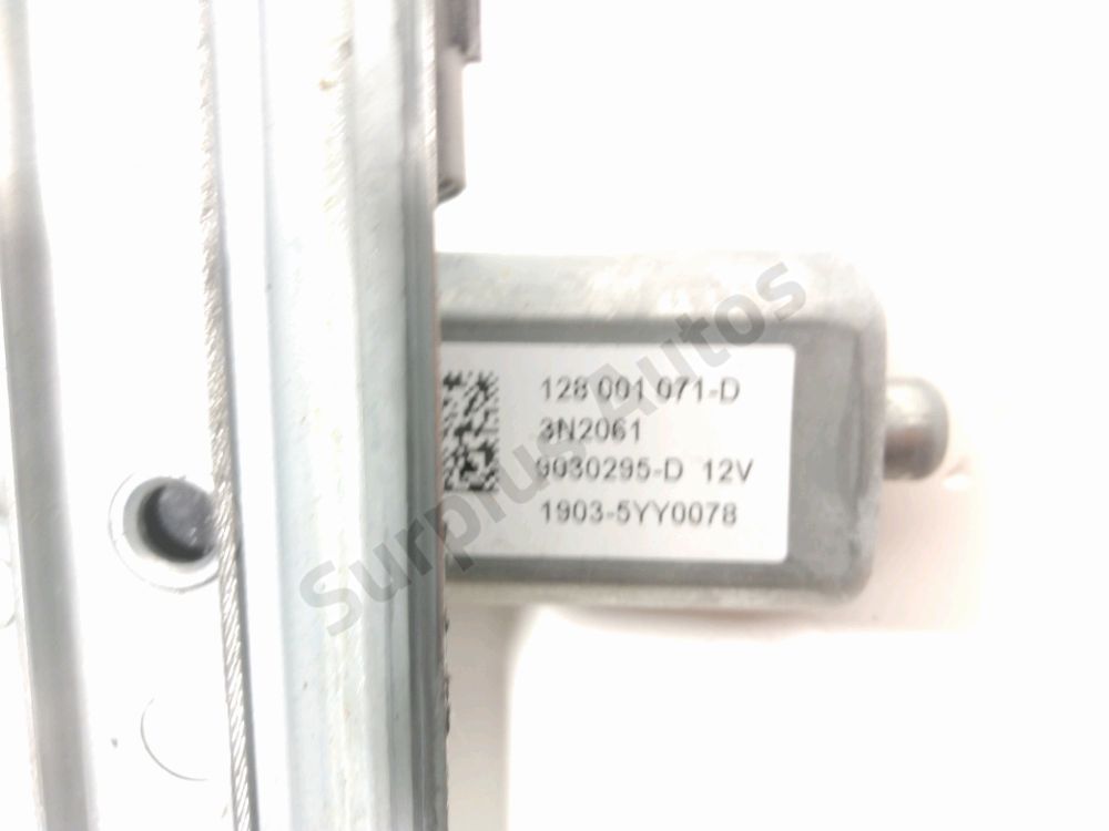 Lève-vitre électrique avant droit