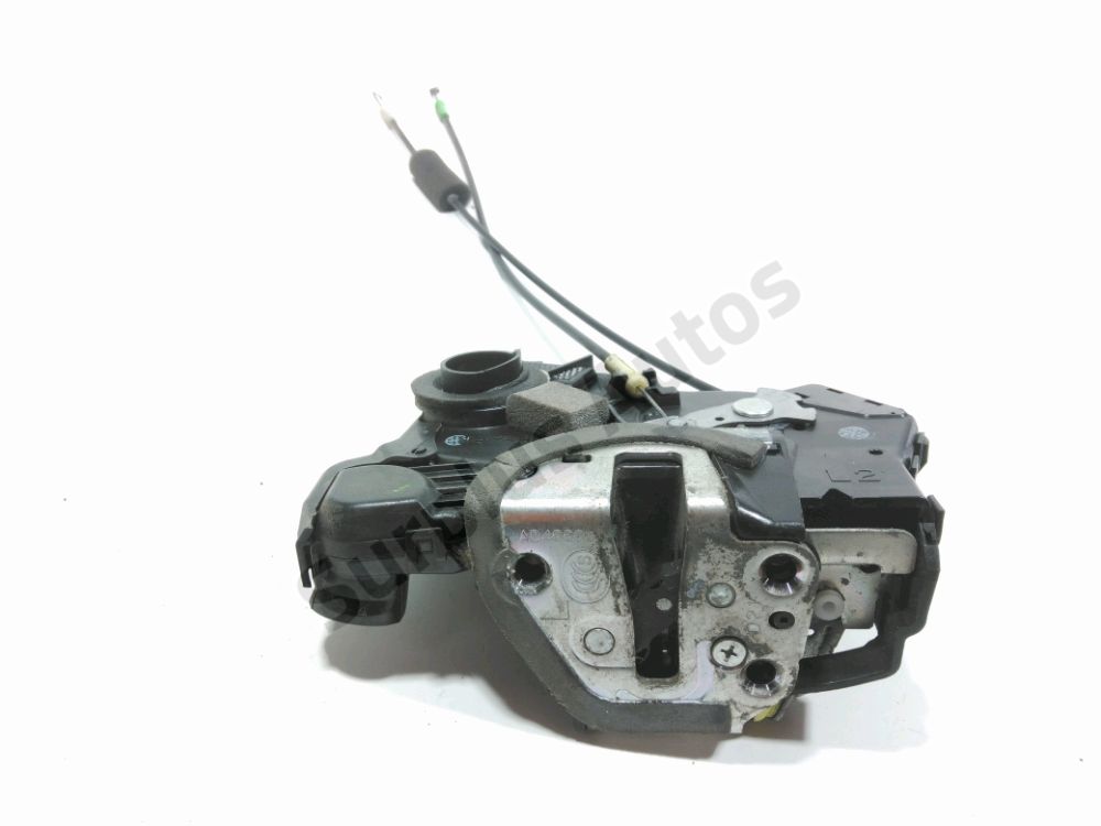 Serrure de porte avant gauche