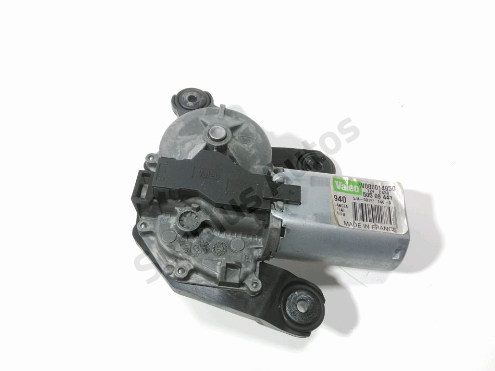 Moteur d'essuie glace arrière