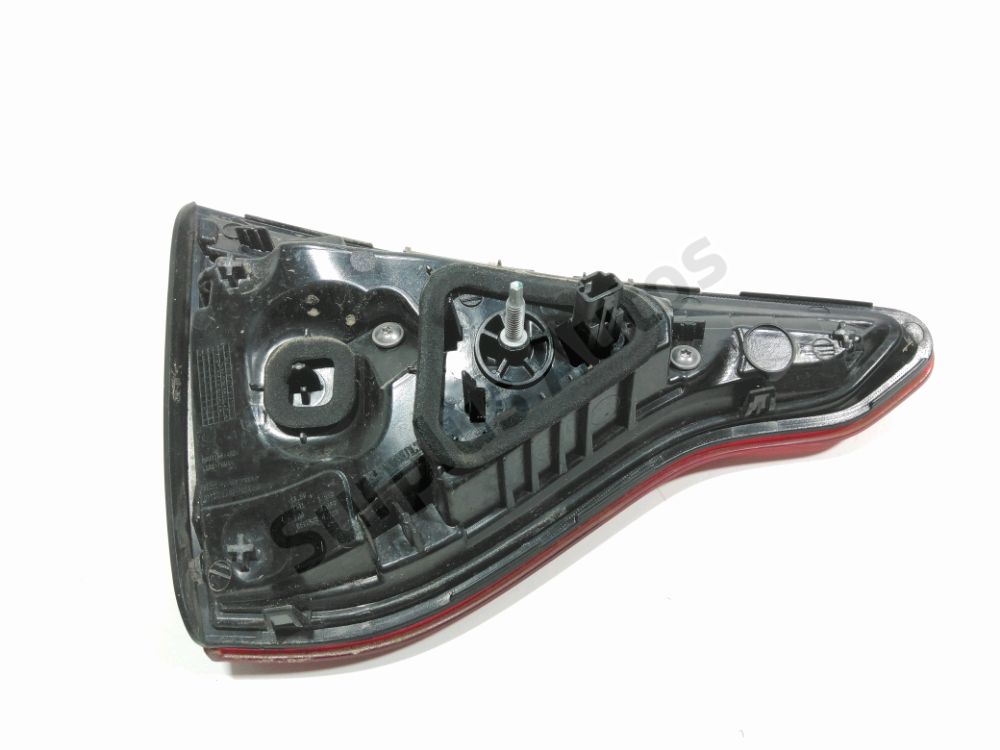 Feu arrière intérieur droit