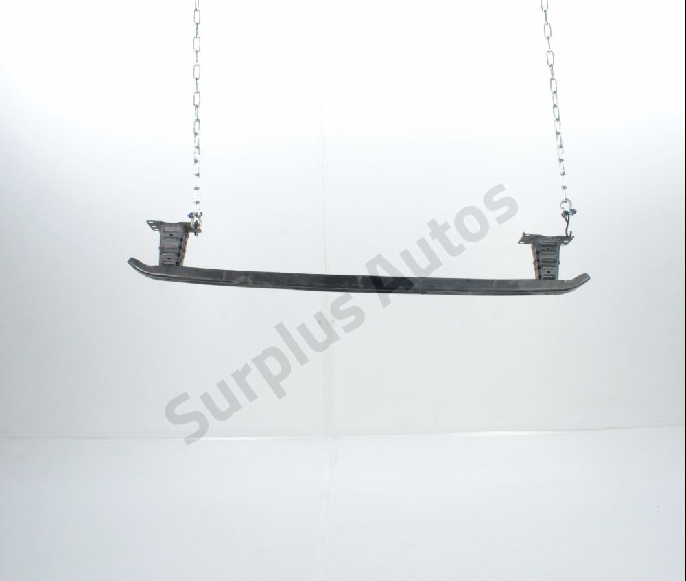 Traverse inférieure armature avant