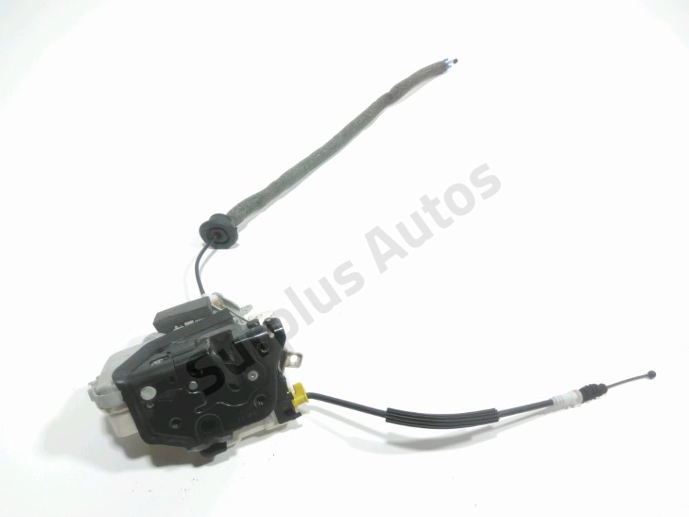 Serrure de porte avant gauche