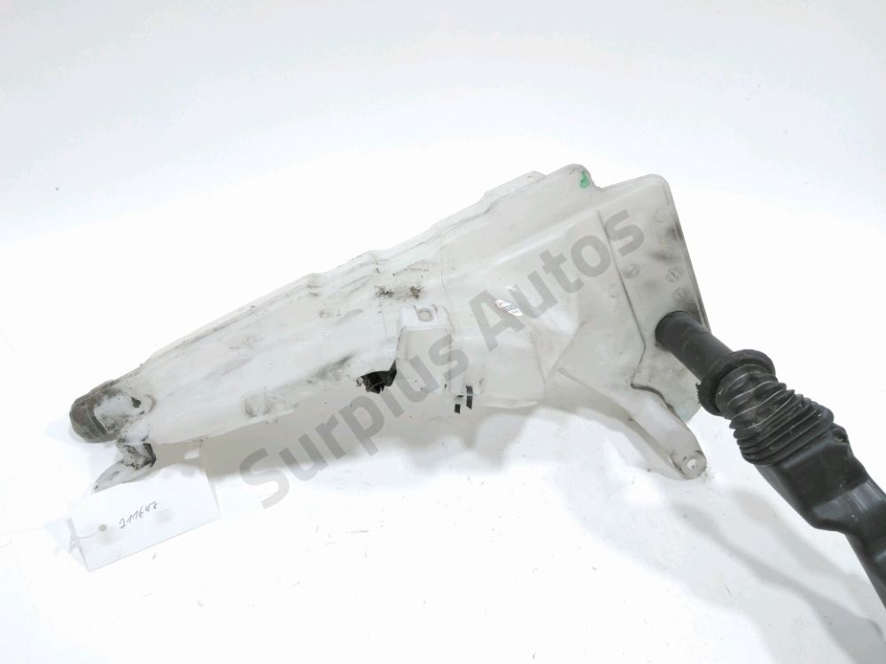 Réservoir de lave glace avant