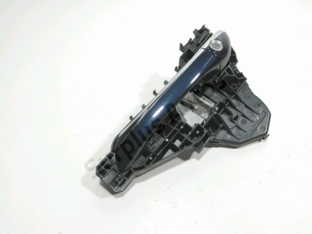 Poignée extérieure avant gauche